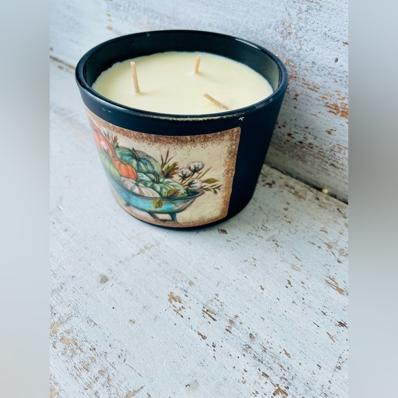 Wheelbarrow Fall Jar Candle Pumpkin Spice - Picture 12 of 17